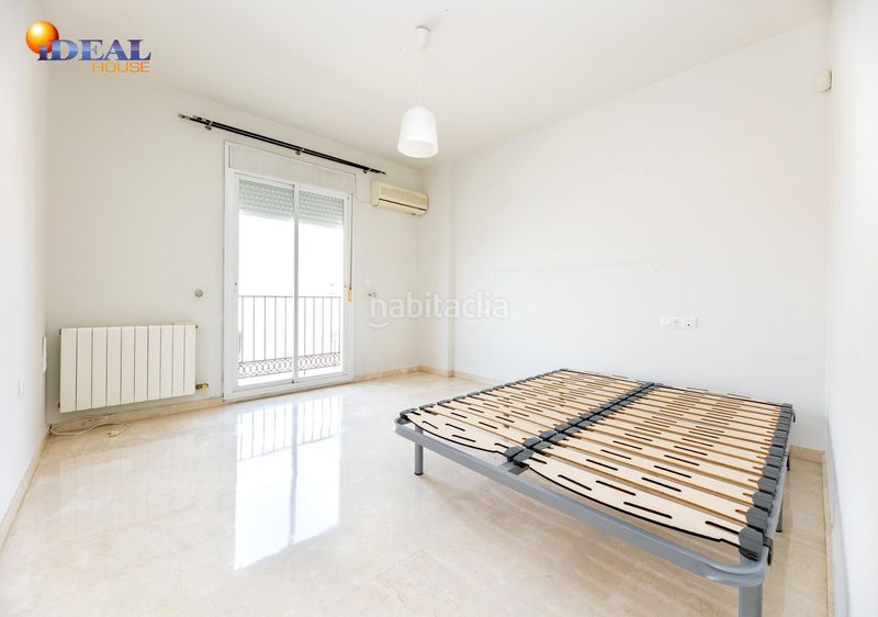 Foto 4aee738f-ec21-4410-aaab-ec23b7831c2c. Casa amb aparcament a Ogíjares