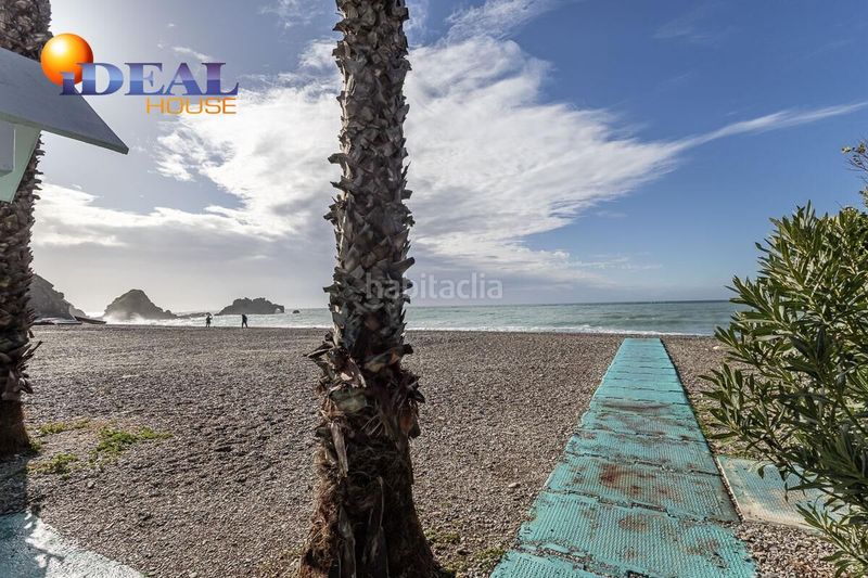 Foto b0a55026-f358-407c-8fe2-fde088f7f534. Pis amb aparcament a Almuñecar centro Almuñécar