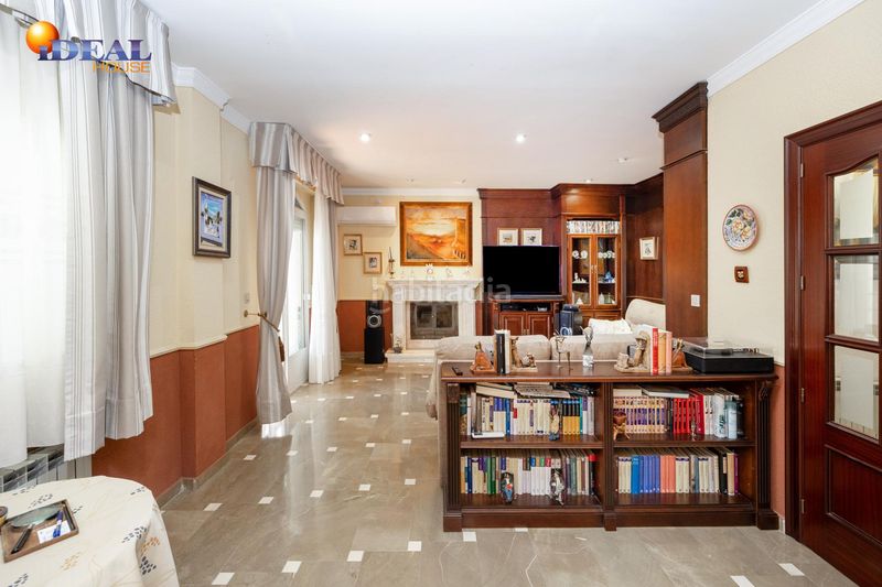 Foto 33852ec0-c919-46e1-b428-556f5315f09f. Xalet amb piscina a Atarfe