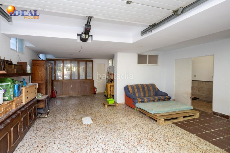 Foto 41e2a248-0a88-4aef-8892-8baee0984c28. Xalet amb piscina a Atarfe