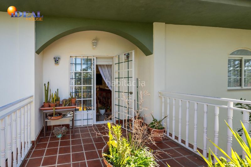 Foto 7e314a62-348e-4b94-8388-152466d50999. Xalet amb piscina a Atarfe