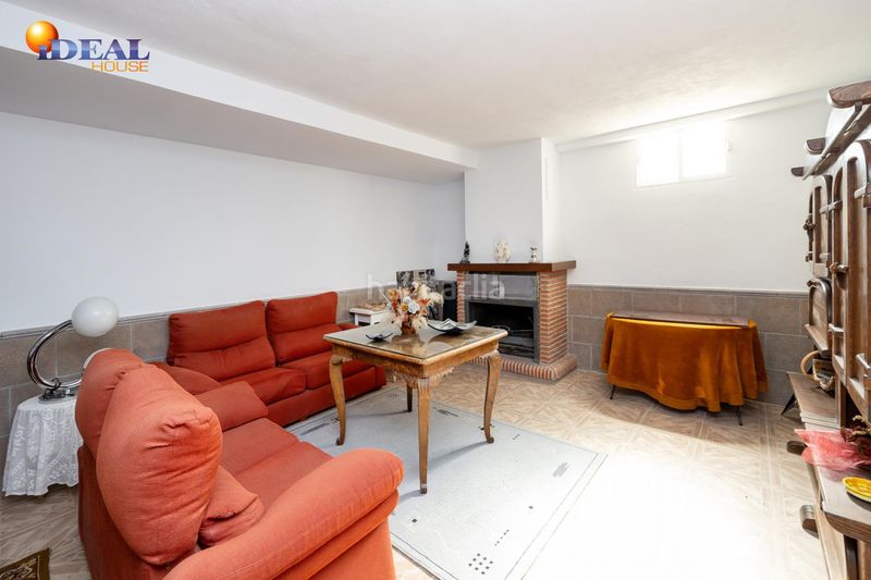 Foto 8455937a-32d7-41ae-81aa-fc7b0310f9c1. Xalet amb piscina a Atarfe