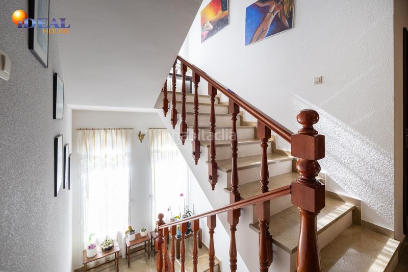 Foto 95f0a1bf-7f0d-44b2-8ce4-f32c5ff1d6b1. Xalet amb piscina a Atarfe