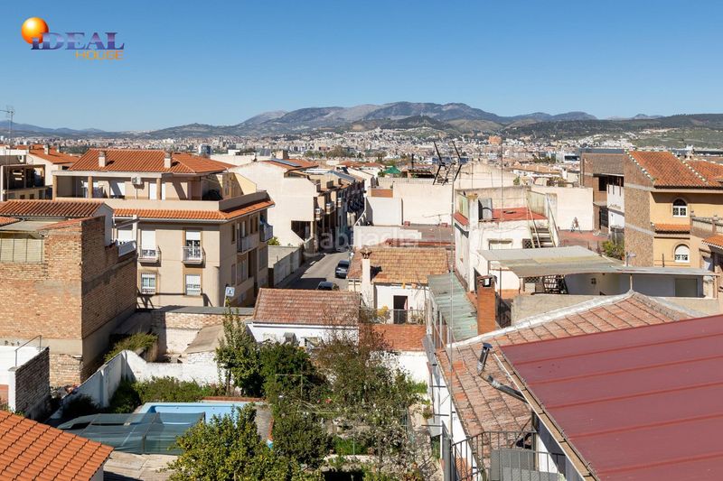 Foto 0c23b5ca-57a7-4637-80bb-ae442d278721. Casa venta de casa con calidades de lujo granada en Armilla