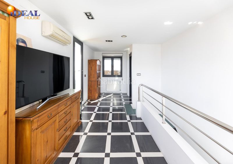 Foto 43db972a-875b-40a2-9f79-a442104be3a3. Casa venta de casa con calidades de lujo granada en Armilla