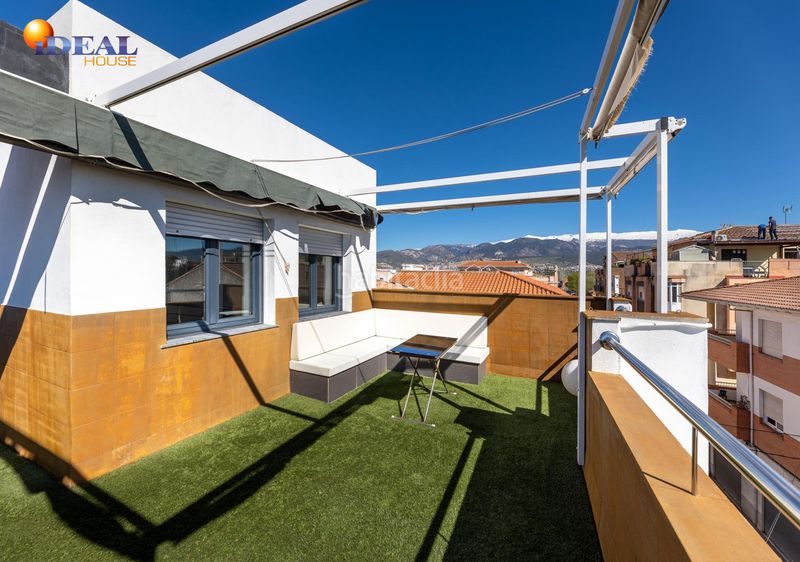Foto a2b50291-e57f-4168-ac0b-4621bd0f0b7a. Casa venta de casa con calidades de lujo granada en Armilla