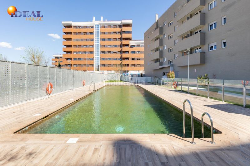 Foto cd4bd115-5773-4128-b266-1b20de9a83e5. Pis amb aparcament piscina a Campus de la Salud Granada