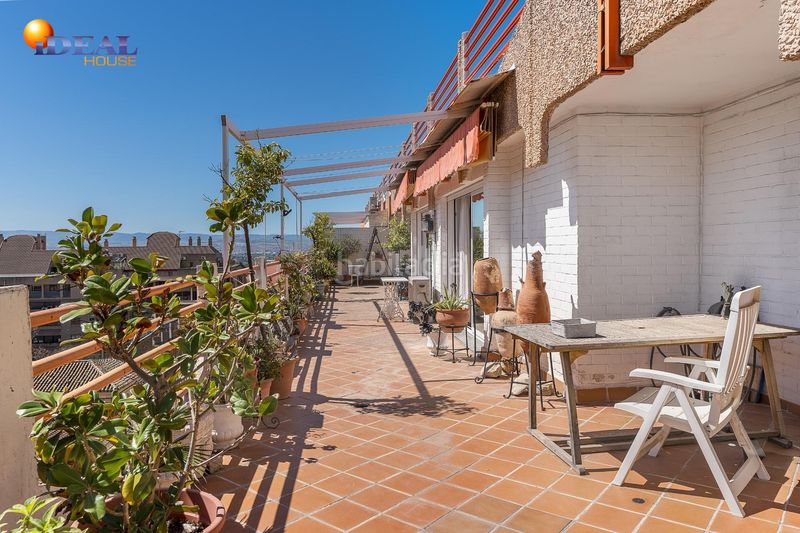 Foto 230f407a-e7f6-49b7-be51-54a1263be1e7. Àtic a Pajaritos Granada