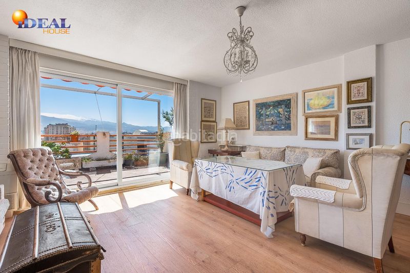 Foto 2be74f06-af69-40b3-9417-3e1c7eb7c734. Àtic a Pajaritos Granada