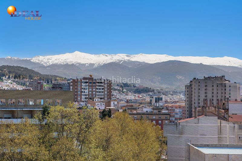 Foto 83f9a87e-8409-4c5b-9222-77495a07bb0f. Àtic a Pajaritos Granada