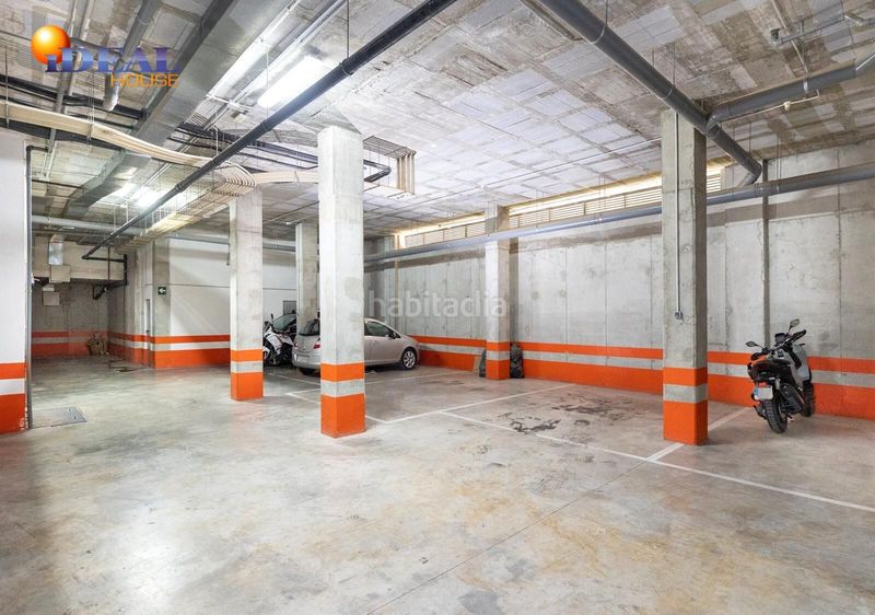 Foto 3e3760c3-0f19-46bb-83e6-c2f37876bdba. Pis amb aparcament piscina a Carretera de Granada-La Alcazaba Alhendín