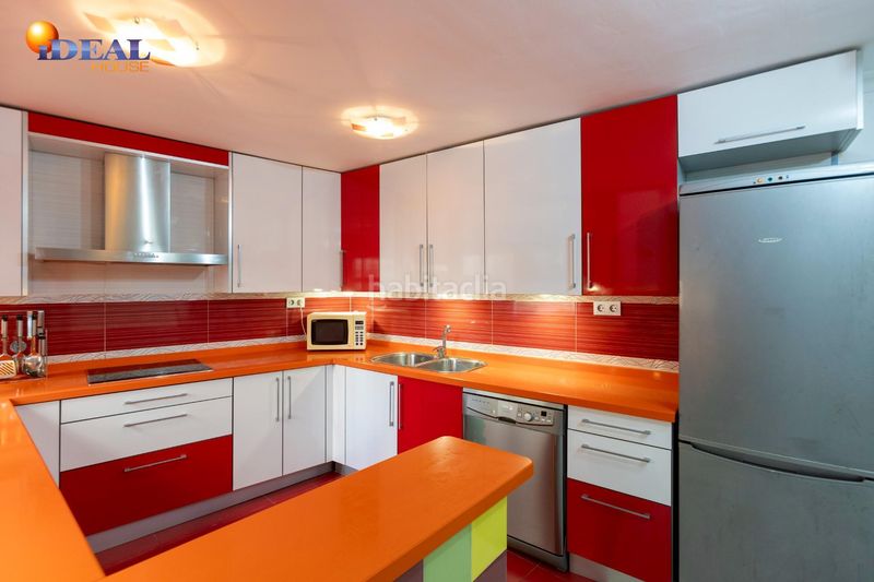 Foto d0cd3bc0-e84e-4015-a511-9c61fa548c43. Casa a calle santa isabel 22 a Almuñecar centro Almuñécar