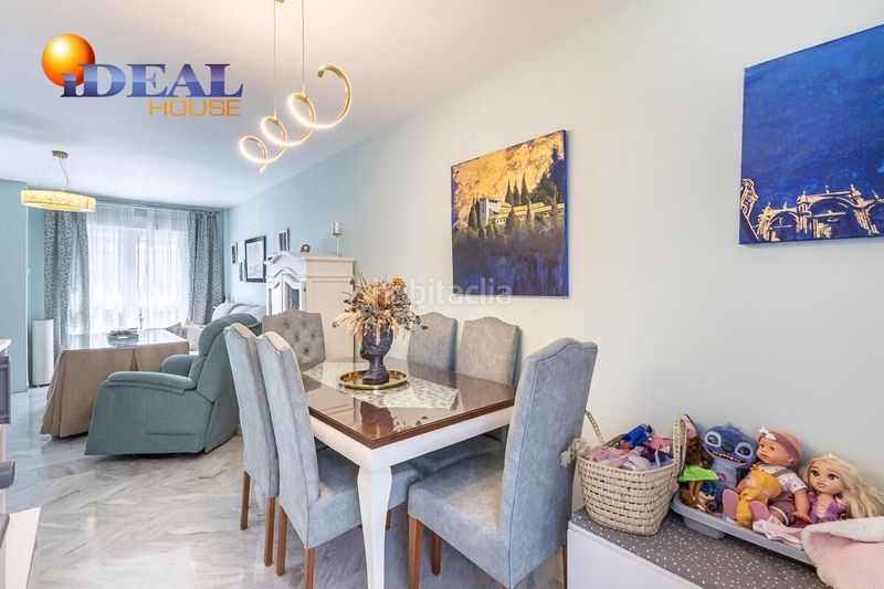 Foto 91d3d774-ccb2-46a1-a065-77394d0cefbe. Casa aparellada amb aparcament a Atarfe