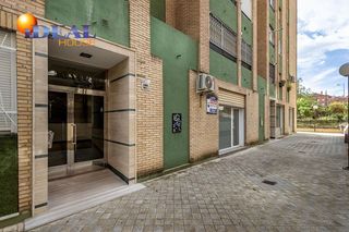 Pis  Calle arquitecto jimenez lacal. Magnífico piso en venta en la zona de mondragones, granada!