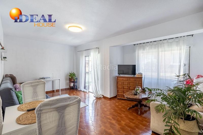 Foto f678ee7a-3d78-4d4a-9ecb-58013ff27d54. Pis a Angustias - Chana - Encina Granada
