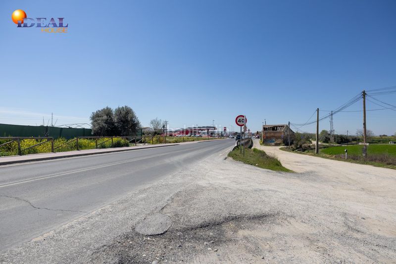 Foto 6c925684-b44b-4bf7-bda6-7843488f1c66. Masia amb aparcament a Poniente Armilla