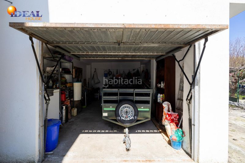 Foto 7615362f-8a73-4ae4-8a8a-b6c354e4a817. Masia amb aparcament a Poniente Armilla