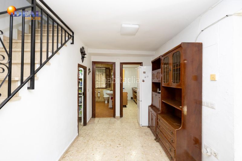 Foto 77f9b2c1-e6df-45e4-834e-8906d27083fe. Masia amb aparcament a Poniente Armilla