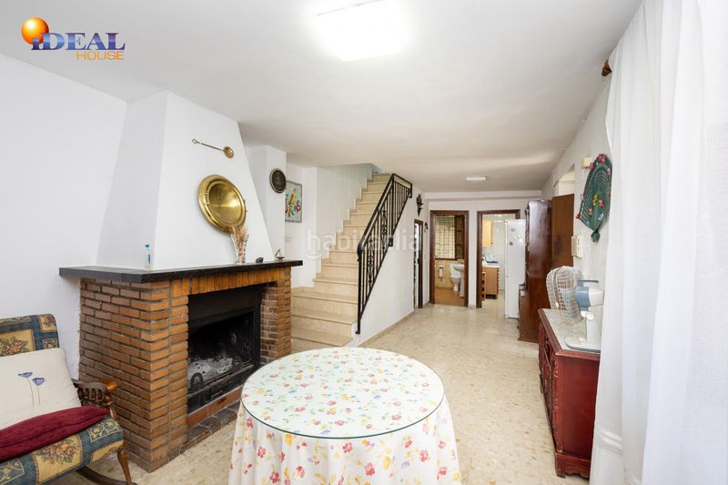 Foto ca671e1d-62c4-4b75-aa3c-39b4ed1d7d86. Masia amb aparcament a Poniente Armilla