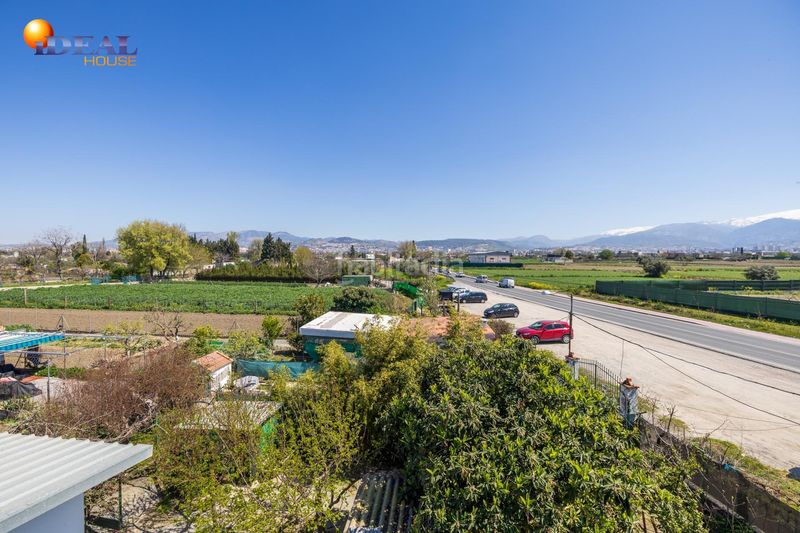 Foto fd118610-4063-4724-a380-fb602bd2fe28. Masia amb aparcament a Poniente Armilla