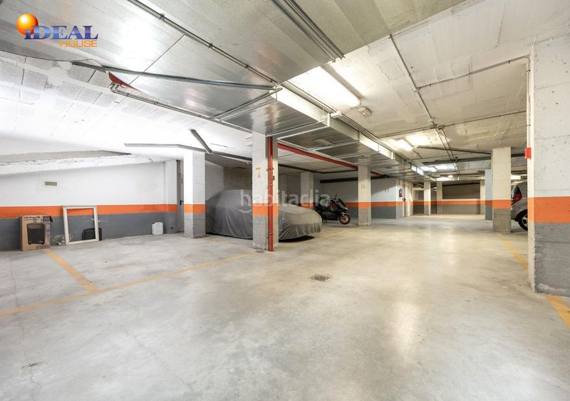 Foto 2bcc45e5-1131-4049-b124-b73e3fa017dd. Pis amb aparcament a Monachil pueblo Monachil