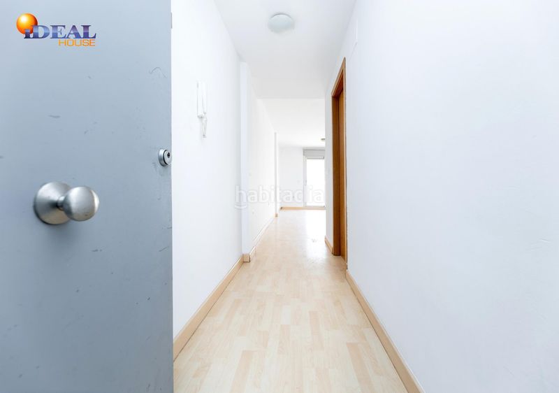 Foto d88ade33-4dba-4131-a464-b2329ad995cd. Pis amb aparcament a Monachil pueblo Monachil