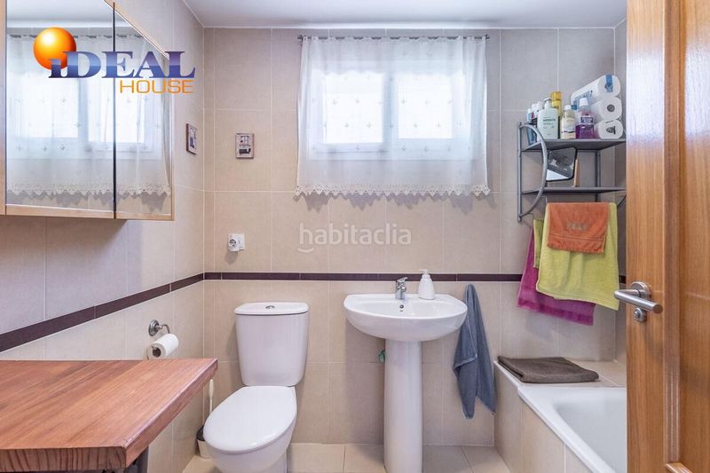 Foto 4b1d7475-c4e1-43d1-95ae-e8c4050e7652. Àtic amb aparcament a Ogíjares
