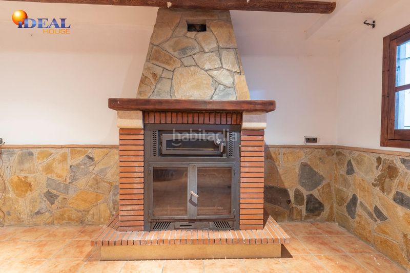 Foto 765d7552-67a3-4243-88d2-39060103687e. Casa adossada amb aparcament a Fuente Vaqueros