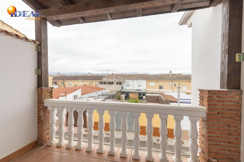 Foto ac4fd99d-ba77-4c4f-ac7e-42e22c6dbbe5. Casa adossada amb aparcament a Fuente Vaqueros