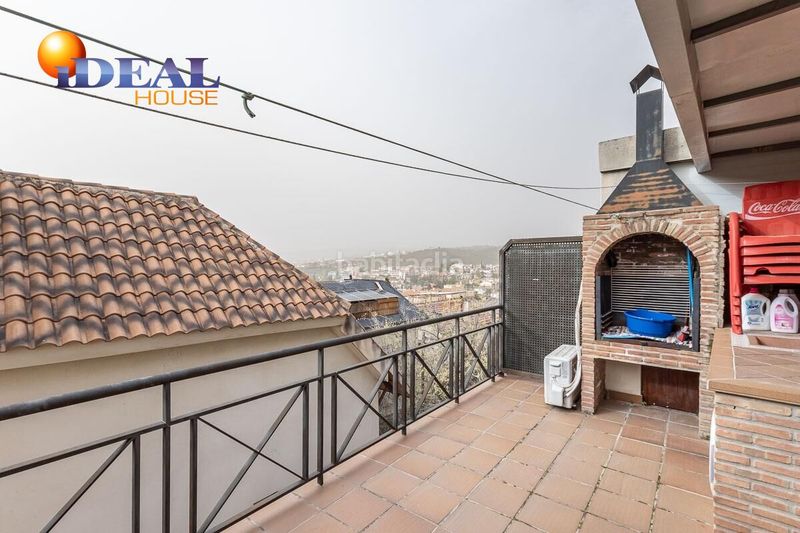 Foto b21ec21d-e671-4289-b965-1f0dce374c65. Pis amb aparcament a Barrio de la Vega Monachil