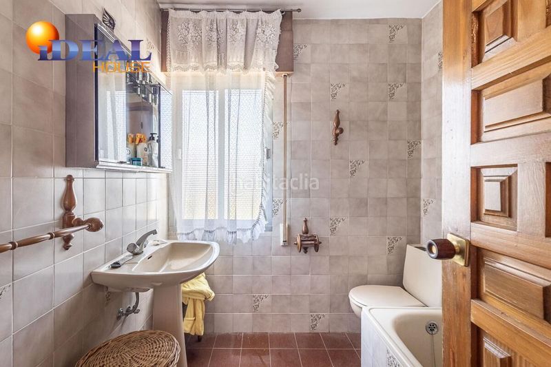 Foto b6252add-b466-40ef-8de2-aff2101bad94. Casa amb aparcament piscina a Ogíjares