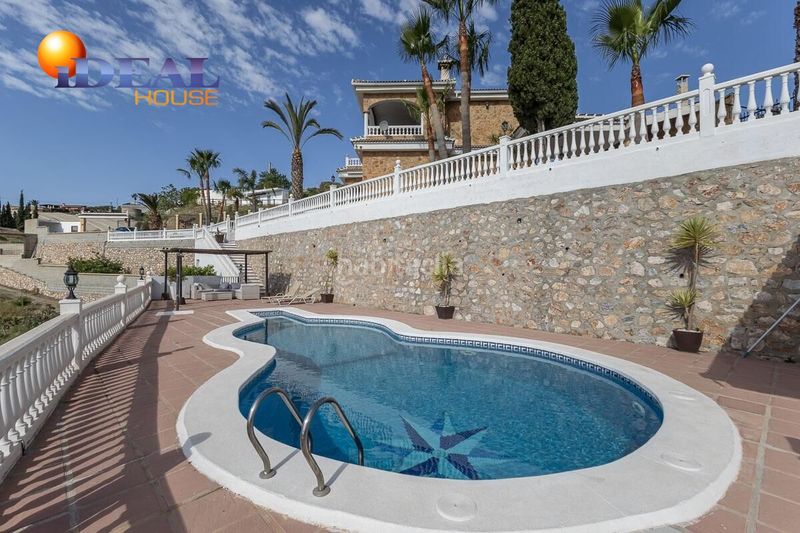 Foto e3aaf0c9-cd73-453b-9b3b-409676968a1f. Xalet amb aparcament piscina a Ítrabo
