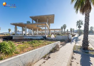 Terreno residencial  Calle calle margarita salas. Solar exclusivo con estructura en la nativa