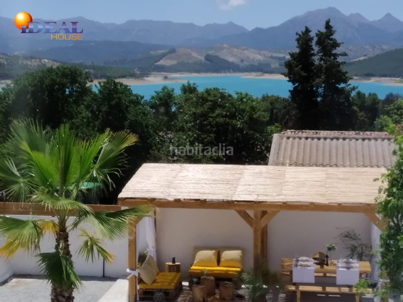 Foto 9aed7ef6-f5a6-4ae9-bb1e-fb2b7d409816. Edificio in Arenas del Rey