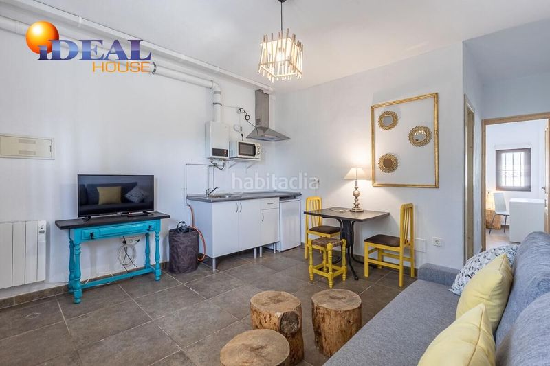Foto a9b3d941-1543-4e4c-a47c-76c6e36ddfd6. Edificio in Arenas del Rey