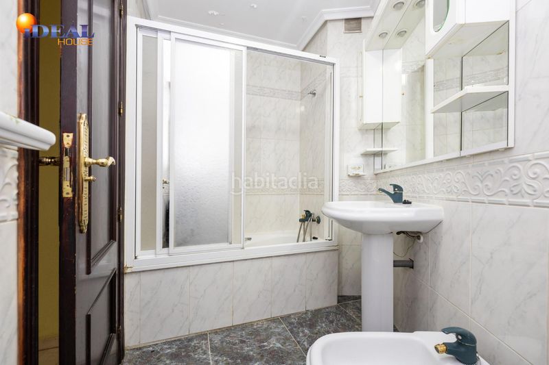 Foto a5d640d7-4a97-4da1-9a19-5b874c2bc98a. Etagenwohnung in Centro - Sagrario Granada