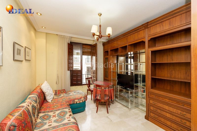 Foto b49217f2-5b5f-4663-9a42-e200e8c37f96. Etagenwohnung in Centro - Sagrario Granada