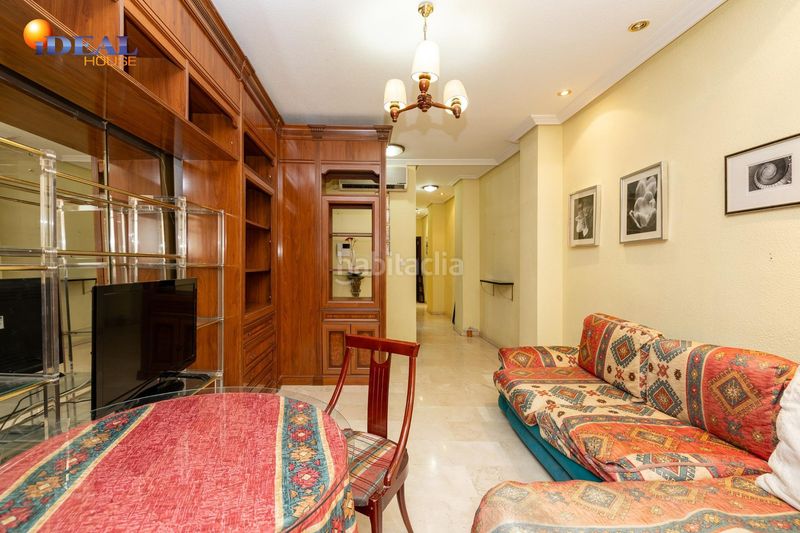 Foto b4ab85fd-9835-473f-b60c-c48ff24d7517. Etagenwohnung in Centro - Sagrario Granada