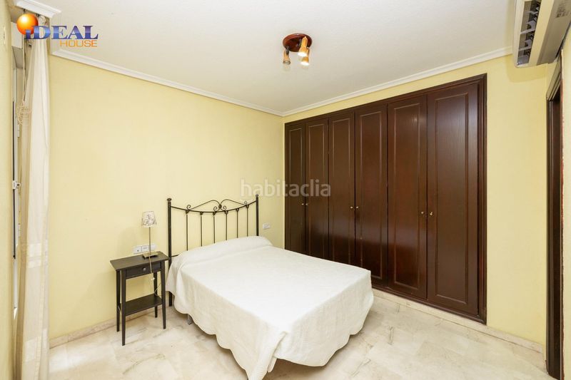 Foto bf52f9d5-e0f3-4441-a4db-e11b2a6d2c26. Etagenwohnung in Centro - Sagrario Granada