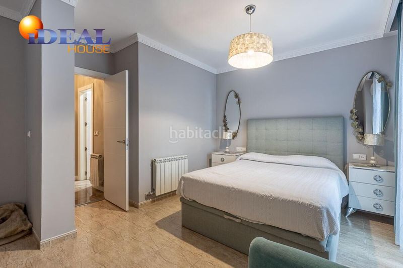 Foto ff51d11b-1e7b-4ef5-af5a-79601034eaea. Casa adossada amb aparcament a Atarfe