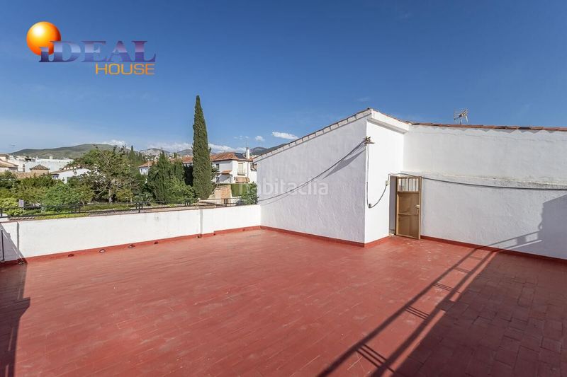 Foto 4a1e827b-a360-43f2-9977-9f60f804c213. Casa amb aparcament a Cájar