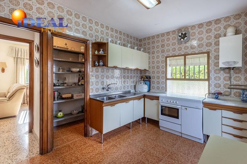 Foto 4ff9bfdf-6f94-4078-b97c-ce52668dc0ce. Casa amb aparcament a Cájar