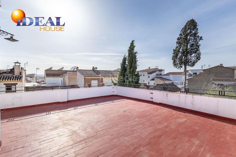 Foto aa0ab873-56ab-4564-b5d0-3e57ad21ba73. Casa amb aparcament a Cájar
