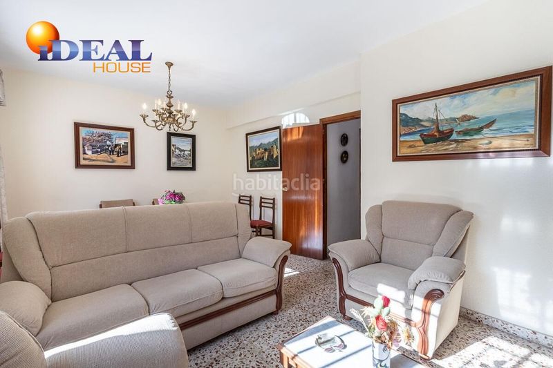 Foto bec661ce-75c3-4a2a-a34d-554f57bf63b9. Casa amb aparcament a Cájar