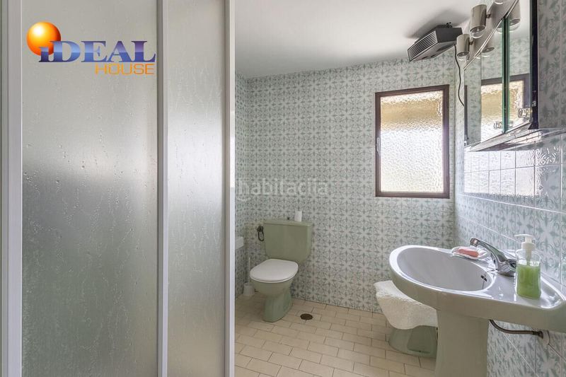 Foto dadc7323-53bc-458b-94de-637cfef7db0e. Casa amb aparcament a Cájar