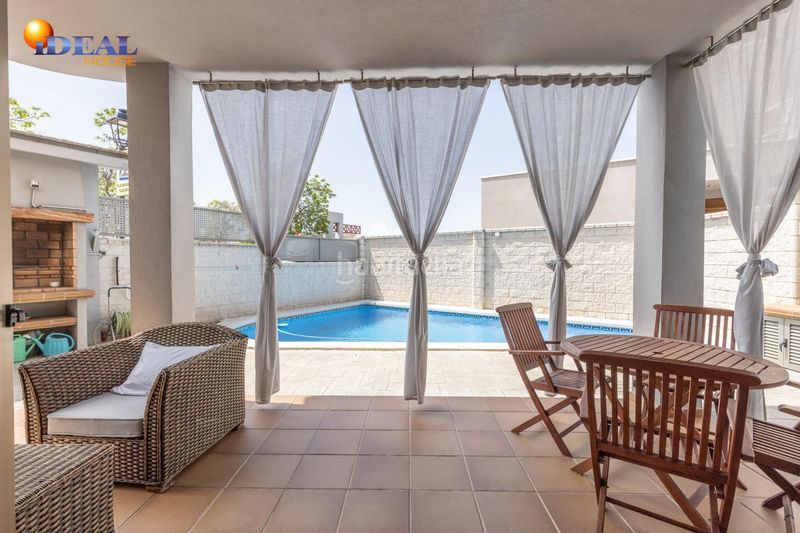 Foto 1f77cdb9-6854-405d-82f0-819a3ee5eefe. Casa amb aparcament piscina a Alfacar