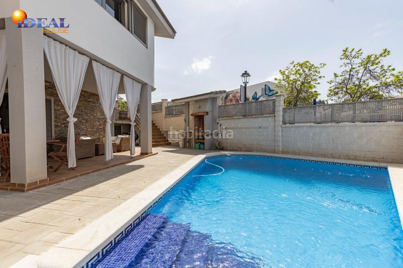 Foto 9e9c1984-423c-4e0d-a825-aaf7ddd26309. Casa amb aparcament piscina a Alfacar