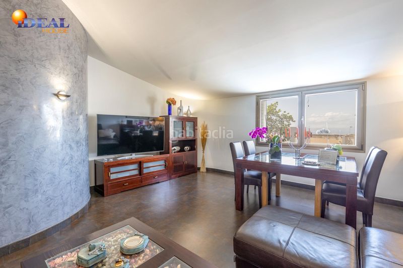 Foto a1dd7ab3-1f0e-4f3a-ab86-360a59400ac8. Casa amb aparcament piscina a Alfacar