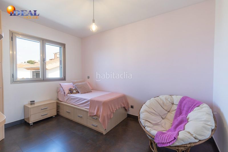 Foto caa29a6b-b3c1-435f-9a7b-5ddea88a10c1. Casa amb aparcament piscina a Alfacar