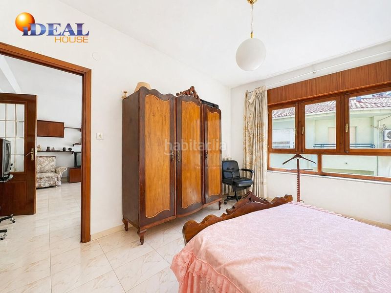 Foto 79e90950-310a-47a1-ae69-337e6f648620. Casa amb calefacció aparcament a Baza